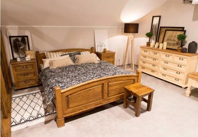 Manželská postel ze dřeva 180x200 ACC 05 - výběr moření